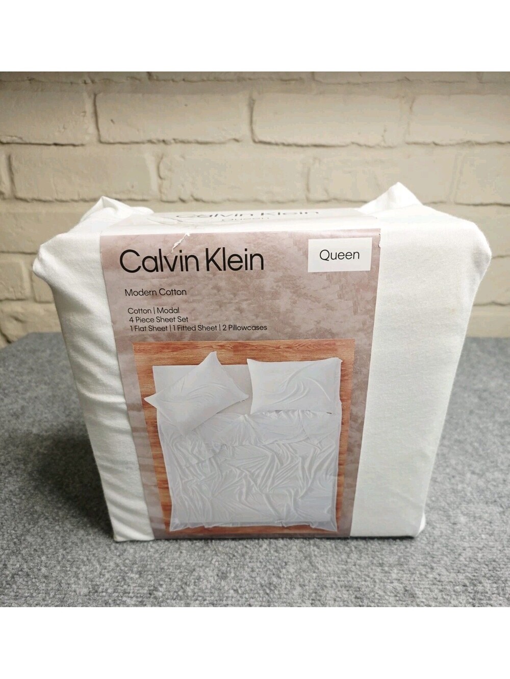 NWT Calvin Klein Modern Cotton Sheet Set Queen 4-Piece White Jersey Knit Bedding